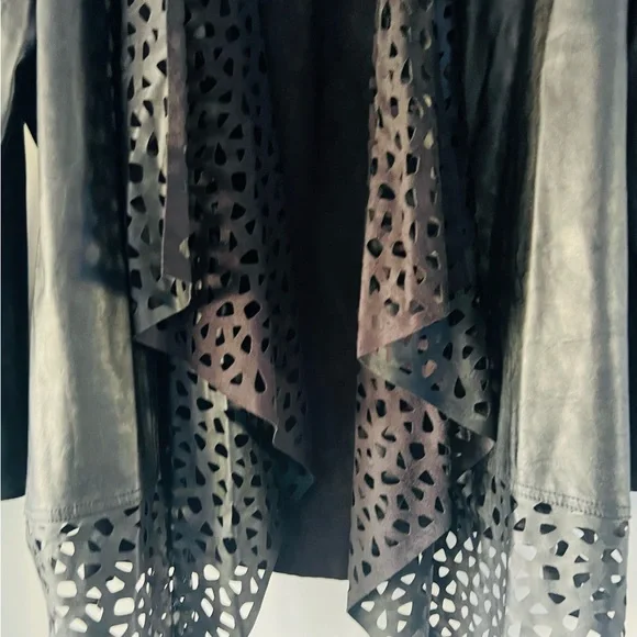 Stylish Faux Leather Jacket - Picture 4 of 5